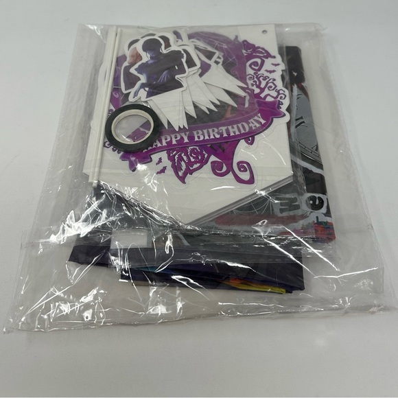 Wednesday Party Pack - Picture 1 of 7